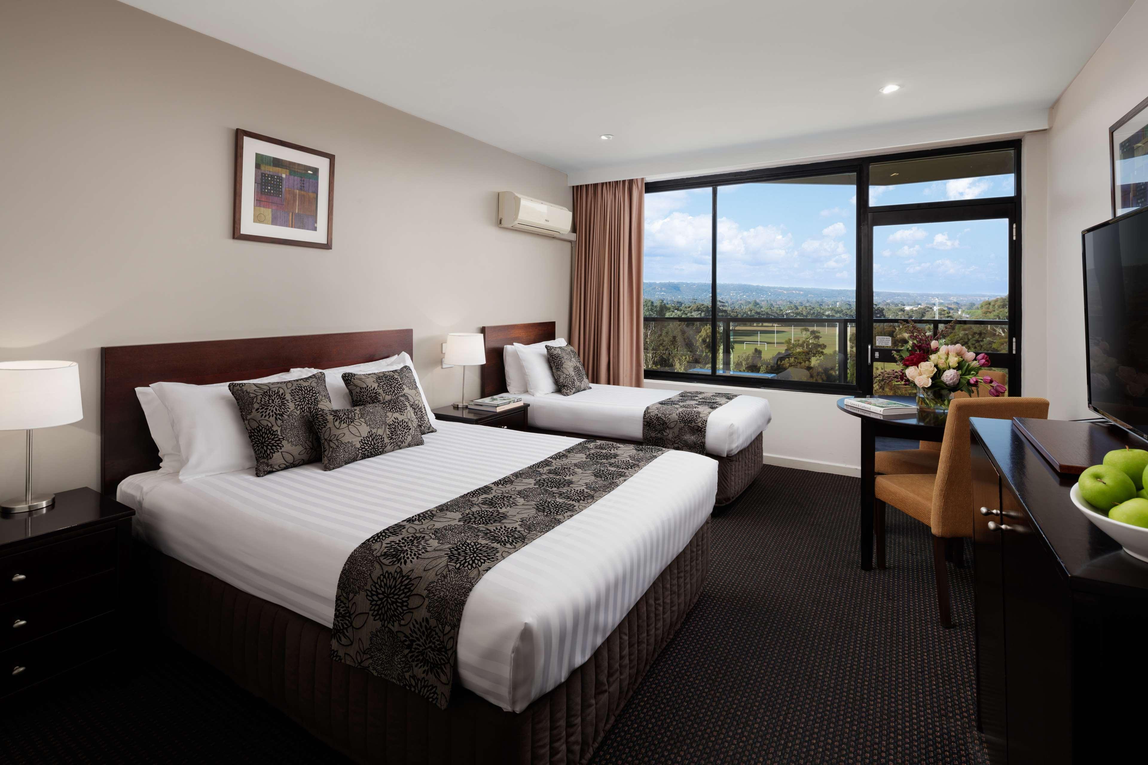 Отель Rydges South Park Аделаида Экстерьер фото