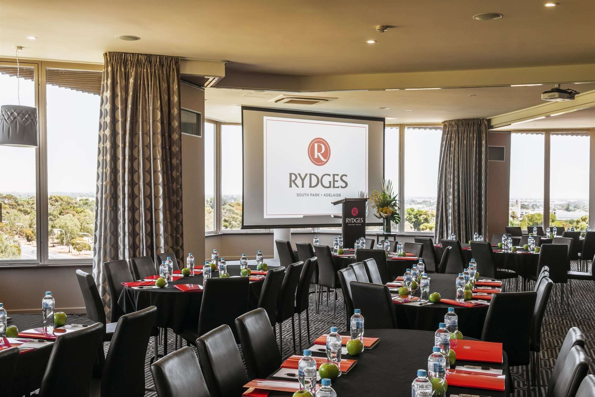 Отель Rydges South Park Аделаида Экстерьер фото
